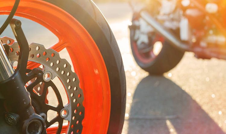 liquido frenos motocicleta