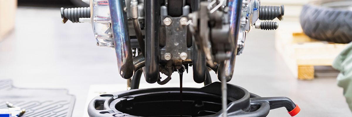¿Cómo Cambiar el Aceite y Filtro de tu Motocicleta?