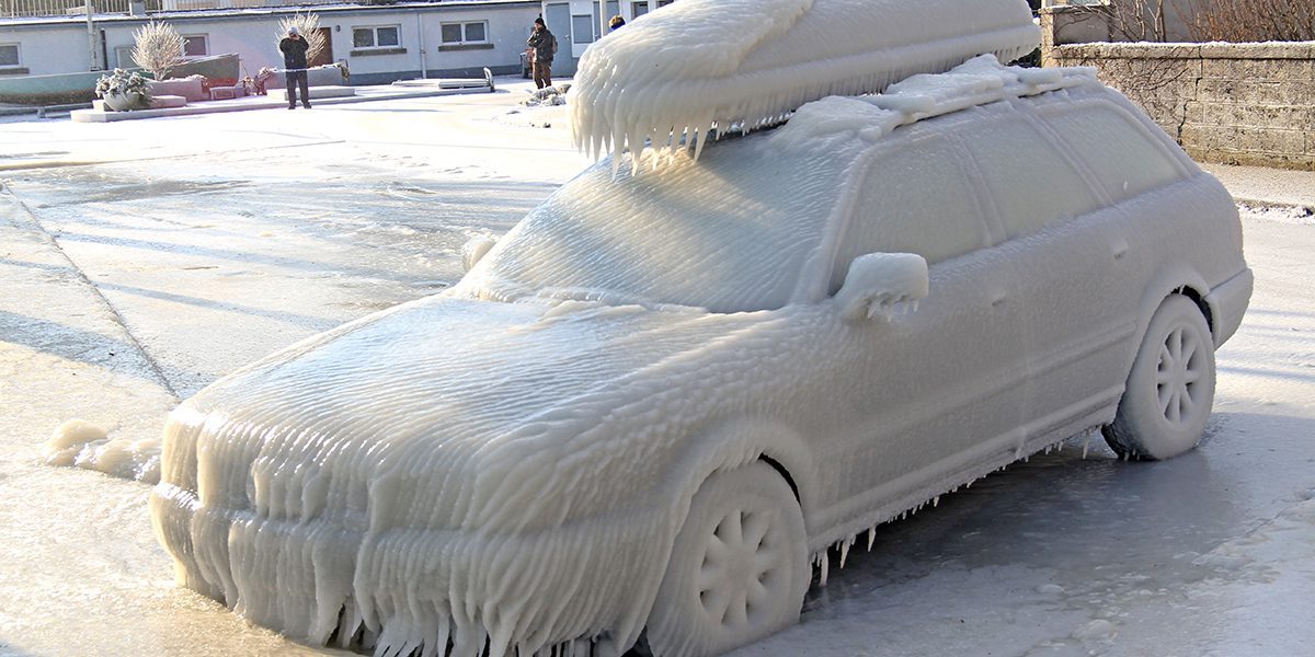 Beneficios de Encerar el Auto en Invierno
