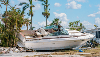 ¿Qué Hacer con tu Bote Después de un Huracán?