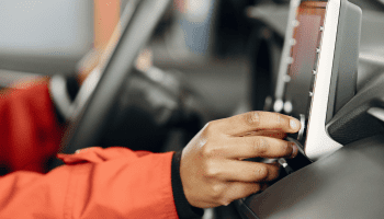 Sistemas de Infotainment en Vehículos