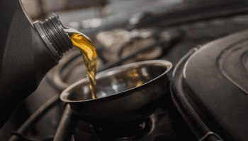 ¿Por qué el Aceite 25W-50 tiene menor Fluidez en Arranques en Frío?