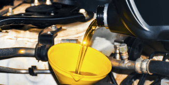 ¿Cuál es la Mejor Forma de Cambiar el Aceite de mi Auto?