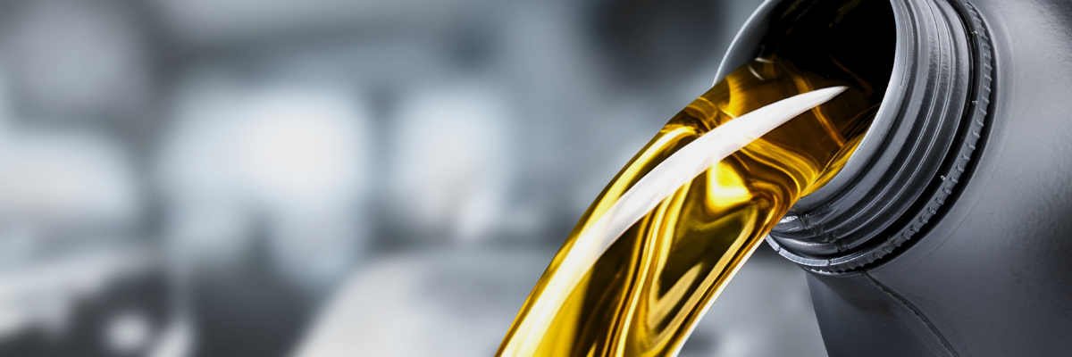 ¿Por qué importa la viscosidad en los aceites lubricantes para vehículos híbridos?