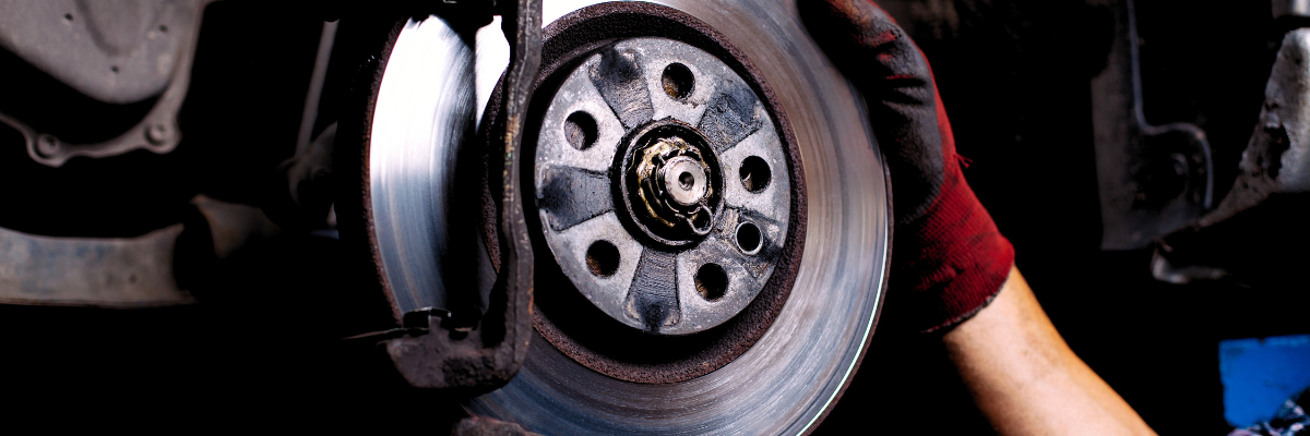 ¿Qué es el frenado regenerativo y cómo funciona en los autos híbridos?