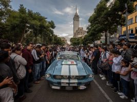 ¿Autos y canciones? ¡Sí, la cultura mexicana lo hace!
